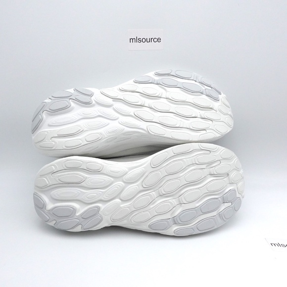 NEW Size 11.5 Men's New Balance Fresh Foam 1080 V13 Running Shoes W1080W13 White - Picture 6 of 6